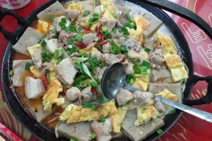 麻城旭日升酒家