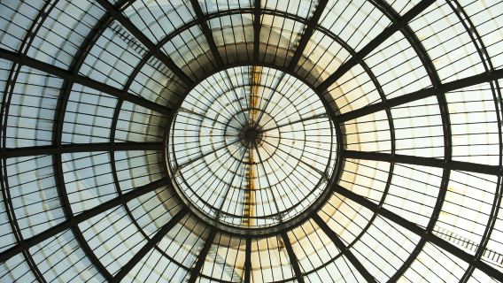 Milan Fidenza Village + Milan Cathedral 1-day tour[Chinese Driver and Guide]|Chartered private charter line