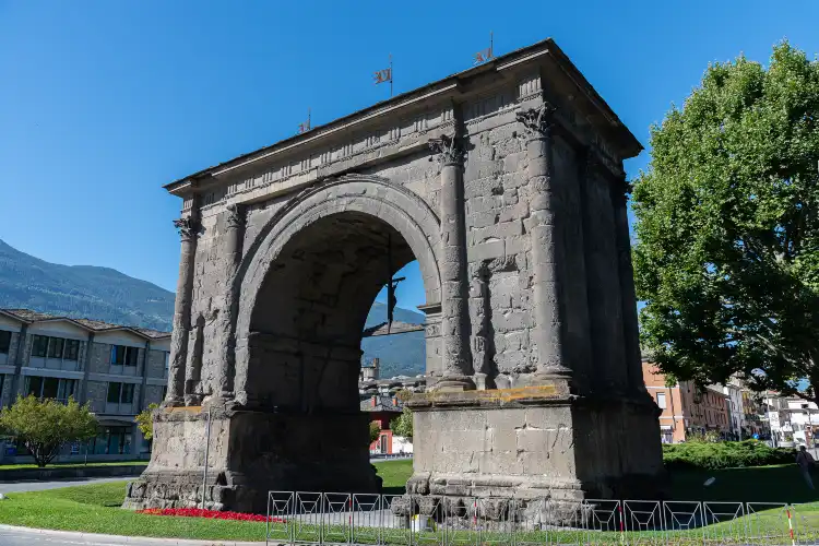 Hotels near The Arch of Augustus