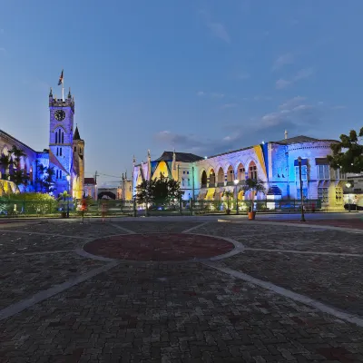 Hotels in Fitts Village With Swimming Pools