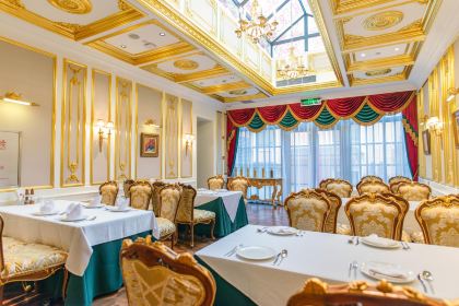 Turandot Western Restaurant