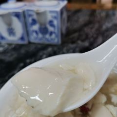 XI YUE CHENG TAN DOU HUA User Photo