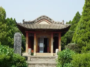 Macun Tile Carving Tomb