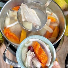 嗲嗲的椰子鸡·海南火锅(亚龙湾博后村店) User Photo