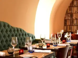 Taberna da Praca - Pestana Cidadela Cascais