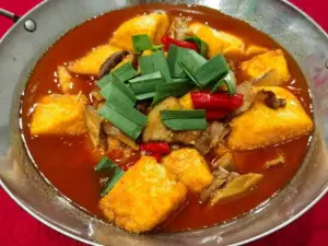 Wuyuandiyilou