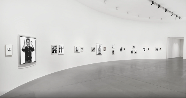 理查德·阿維頓《義大利時光》作品展 | Gagosian