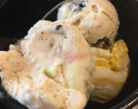 馬辣頂級麻辣鴛鴦火鍋 西門店