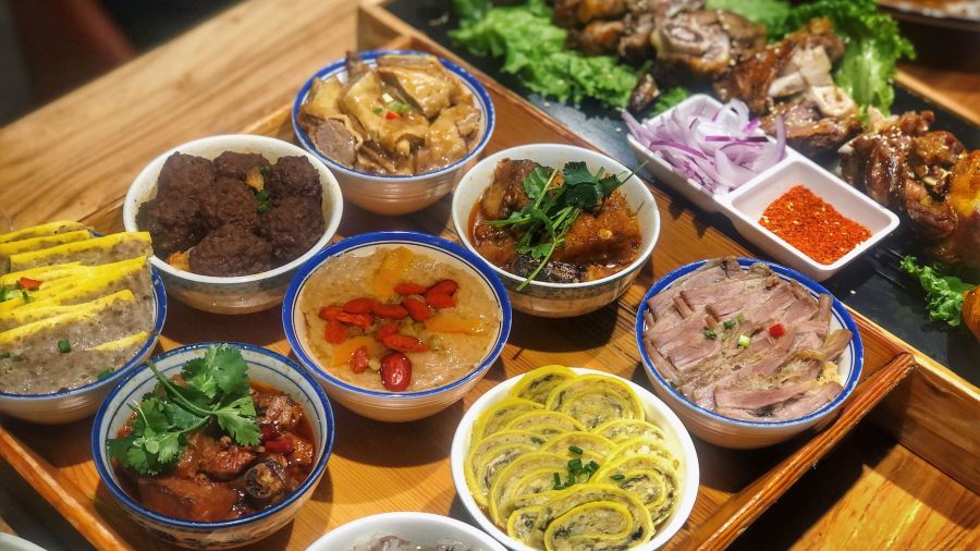 SP. THE WESTERN HUI-STYTLED