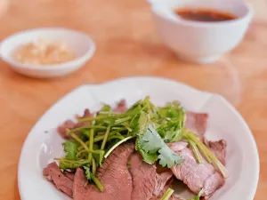Dajijianglvrouhuang Noodle House