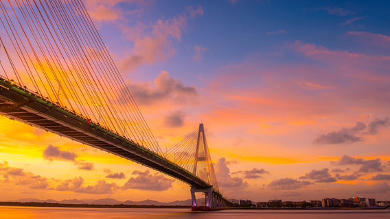 Sunset Sightseeing in Shantou