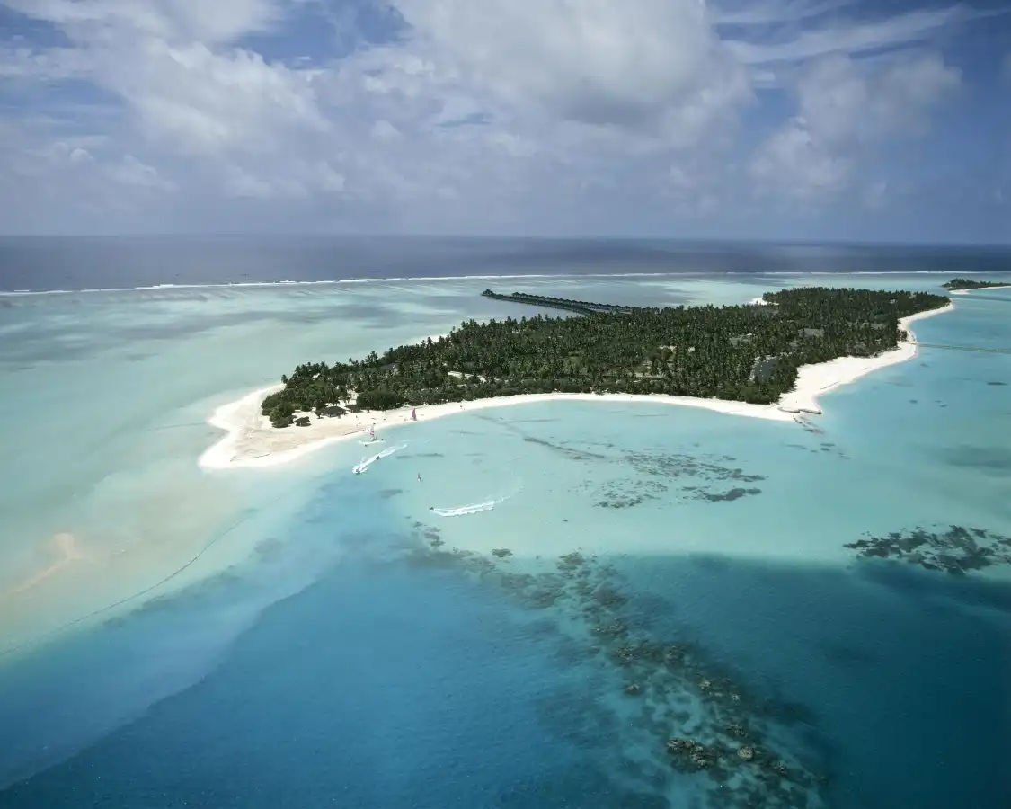 Hotel dekat Nalaguraidhoo