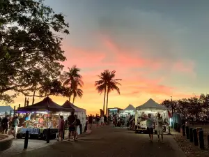 Mindil Beach Sunset Market