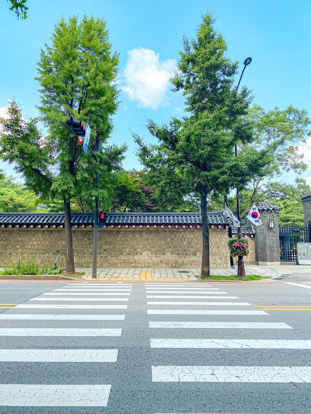 서촌 갔다가 경복궁 투어까지