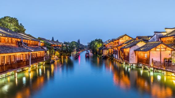 真純玩:杭州西湖+靈隱寺+西湖遊船+烏鎮西柵+西柵夜遊一日遊