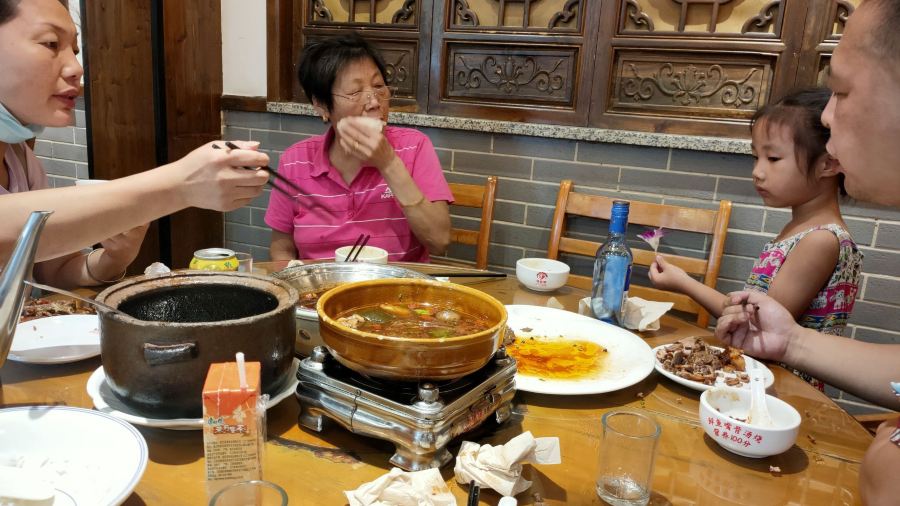 SHI SAN XIANG SHAO CAI GUAN