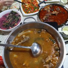 杨记抛鸭店·龙胜地道土菜馆 User Photo