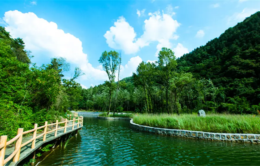 Yanzishan Yuanshi Ecology Tourism Sceneic Area