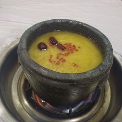 鸿缘酒楼 User Photo