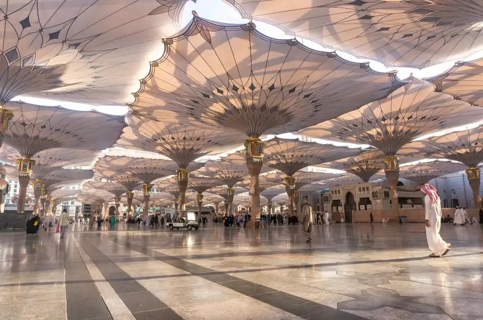 3_Al Masjid-e-Nabawi