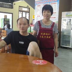 佳荣喇叭生态牛肉馆 User Photo