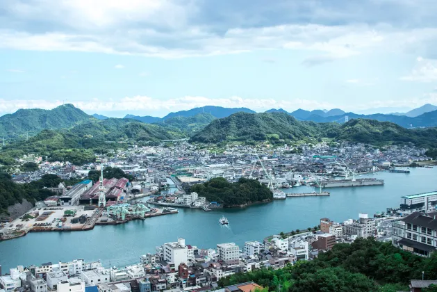 広島の上野学園ホール周辺のホテル