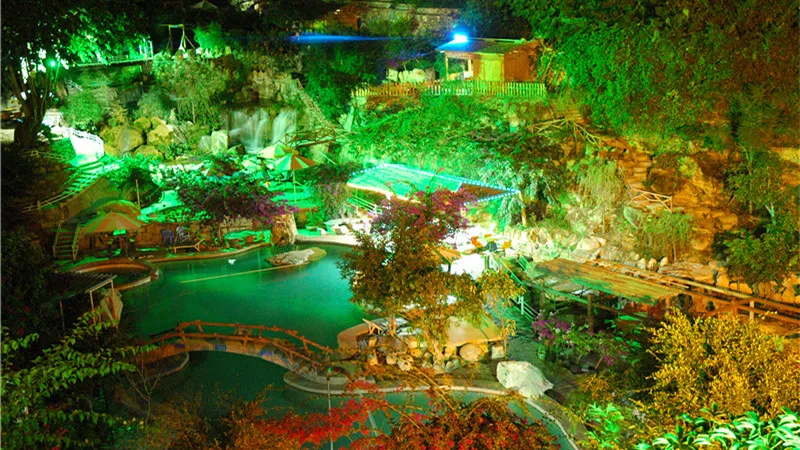 1_Yasadi Waterfall and Hot Spring