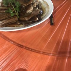 QIANCHAOYAN User Photo