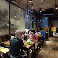 王氏华华牛肉面(雪松路店) User Photo