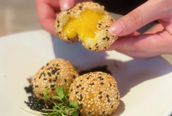 Yì By Jereme Leung User Photo