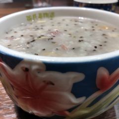强氏喜阿婆粥饼店(二中店) User Photo