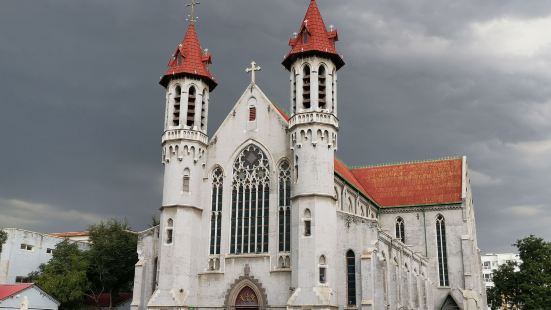 宣化博物馆旁（西侧），宣府大街上，有座漂亮的教堂⛪️，就是这