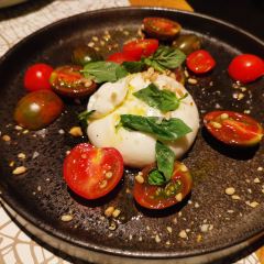 Laka Leke Restaurant User Photo