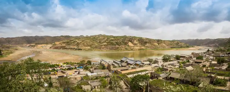 Hotels near Ancient Qikou Town