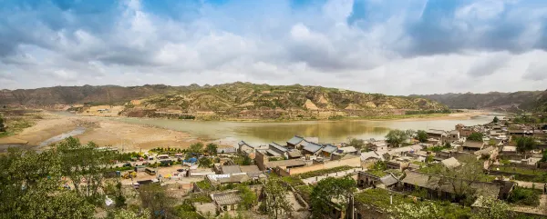 Hotels near Lvliang Gymnasium