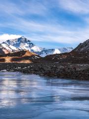 Mount Qomolangma Base Camp