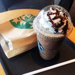 STARBUCKS Yilan Shop ảnh của người dùng