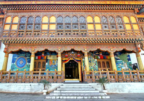 鄰近Chakhar Lhakhang "The Iron Castle"的酒店