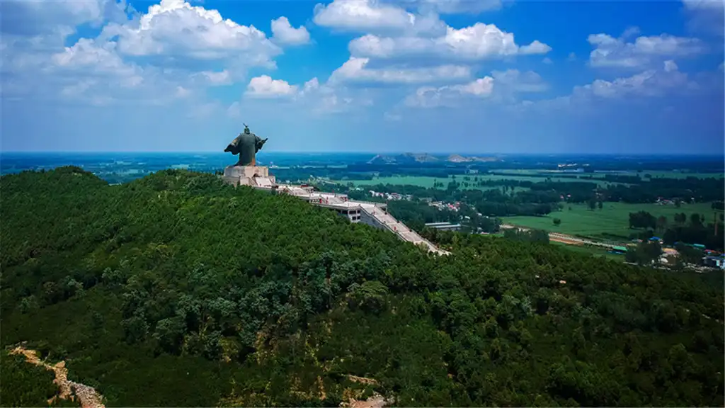 Hotels near Mount Mangdang Tourist Area