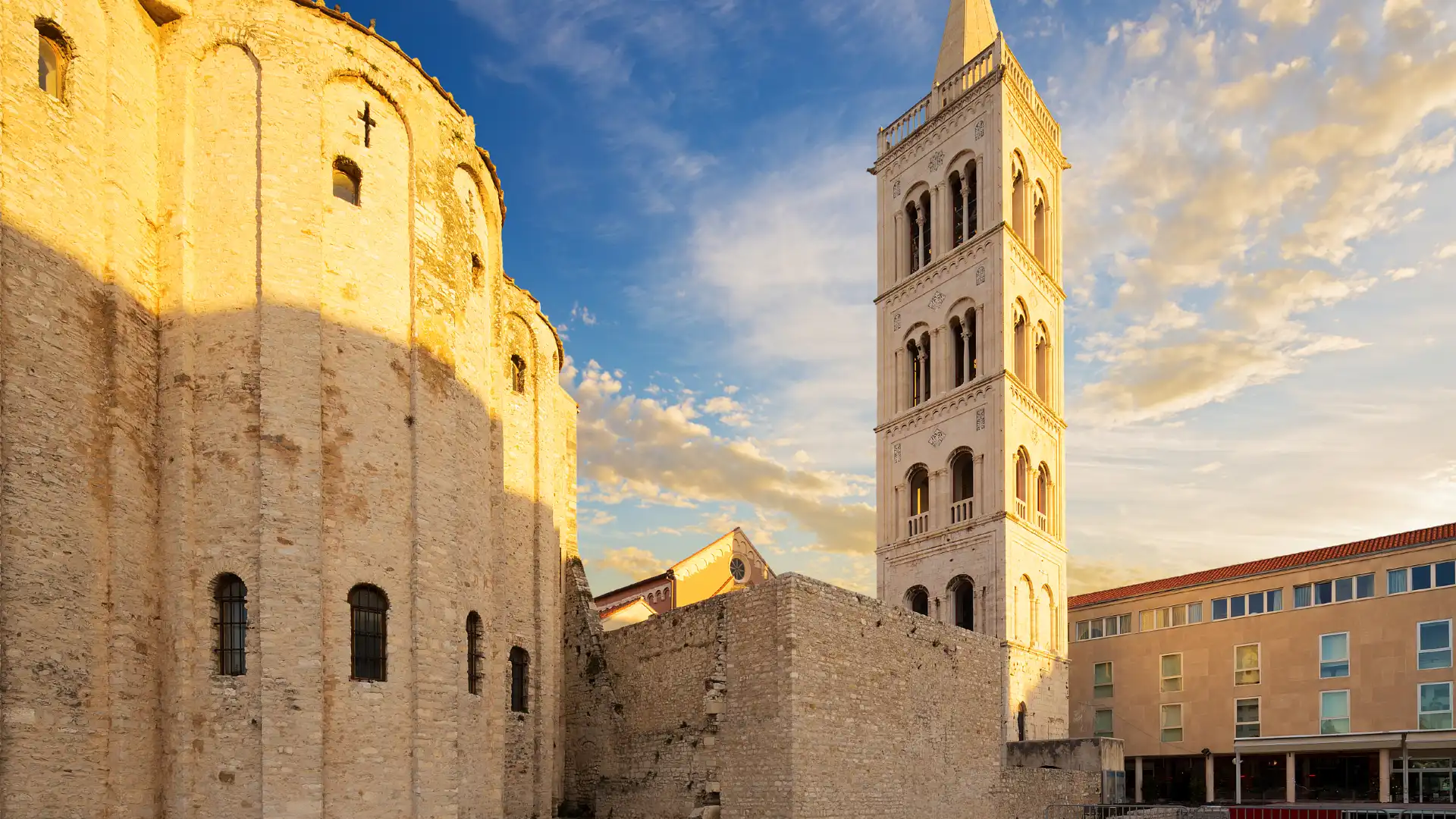 Hotels near Cathedral of Saint Anastasia