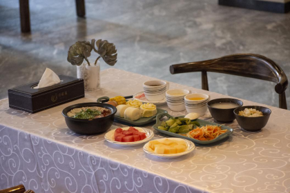 诗莉莉泛蜜月•泸沽湖晓驻摩梭·餐厅