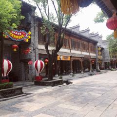 Yiyunjingpinliansuokezhanzhong Restaurant (tai'erzhuanggucheng) User Photo