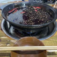 鼎源砂锅串串香(艺术宫店) User Photo
