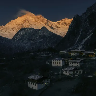 Yuanmou Hillman Hotel (Faxiang Road)