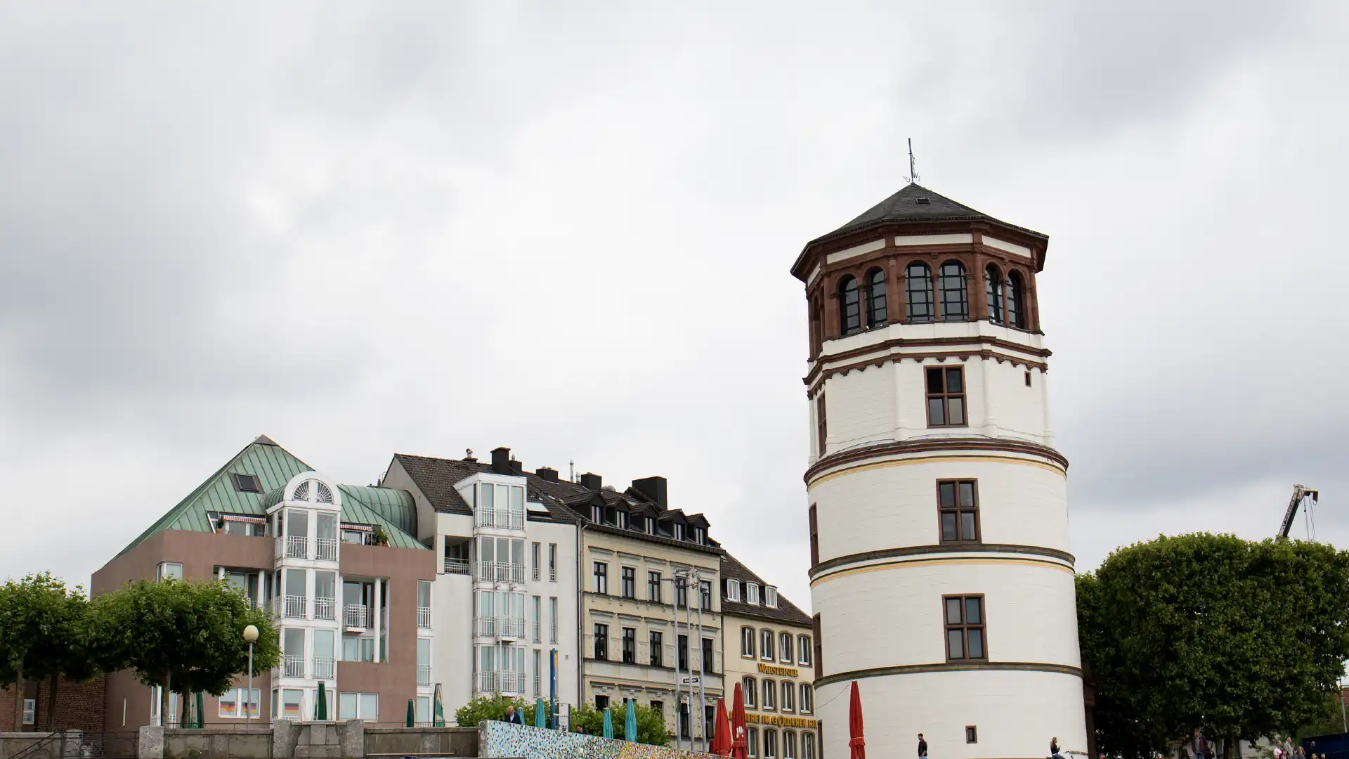 Các khách sạn gần Schlossturm