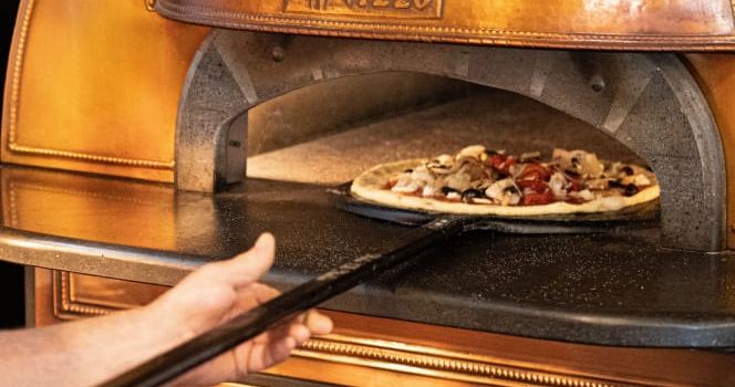 La Scala Cafe & Pizzeria