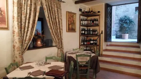 Il Convivio in 特羅佩阿