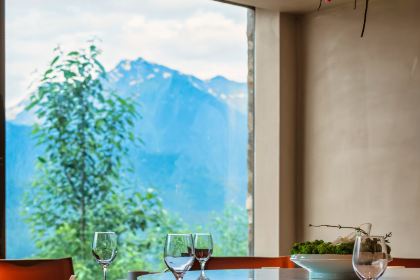 波密隐世山居酒店(嘎朗王宫店)·中餐厅