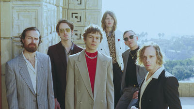 버트타운 | Cage The Elephant<Dying In Reverse>투어
