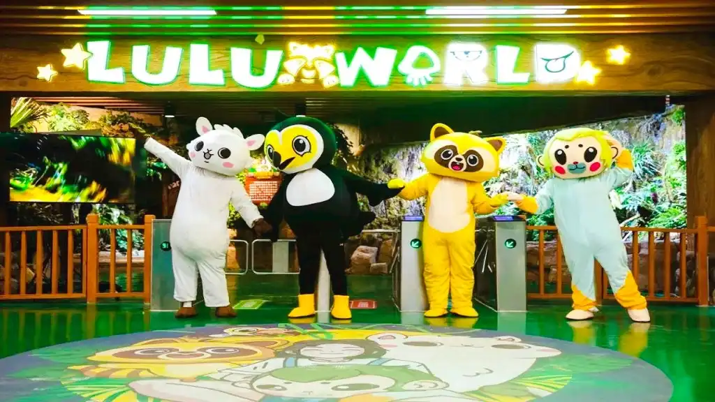 Hotels near LuLuWorld Indoor Pet Paradise